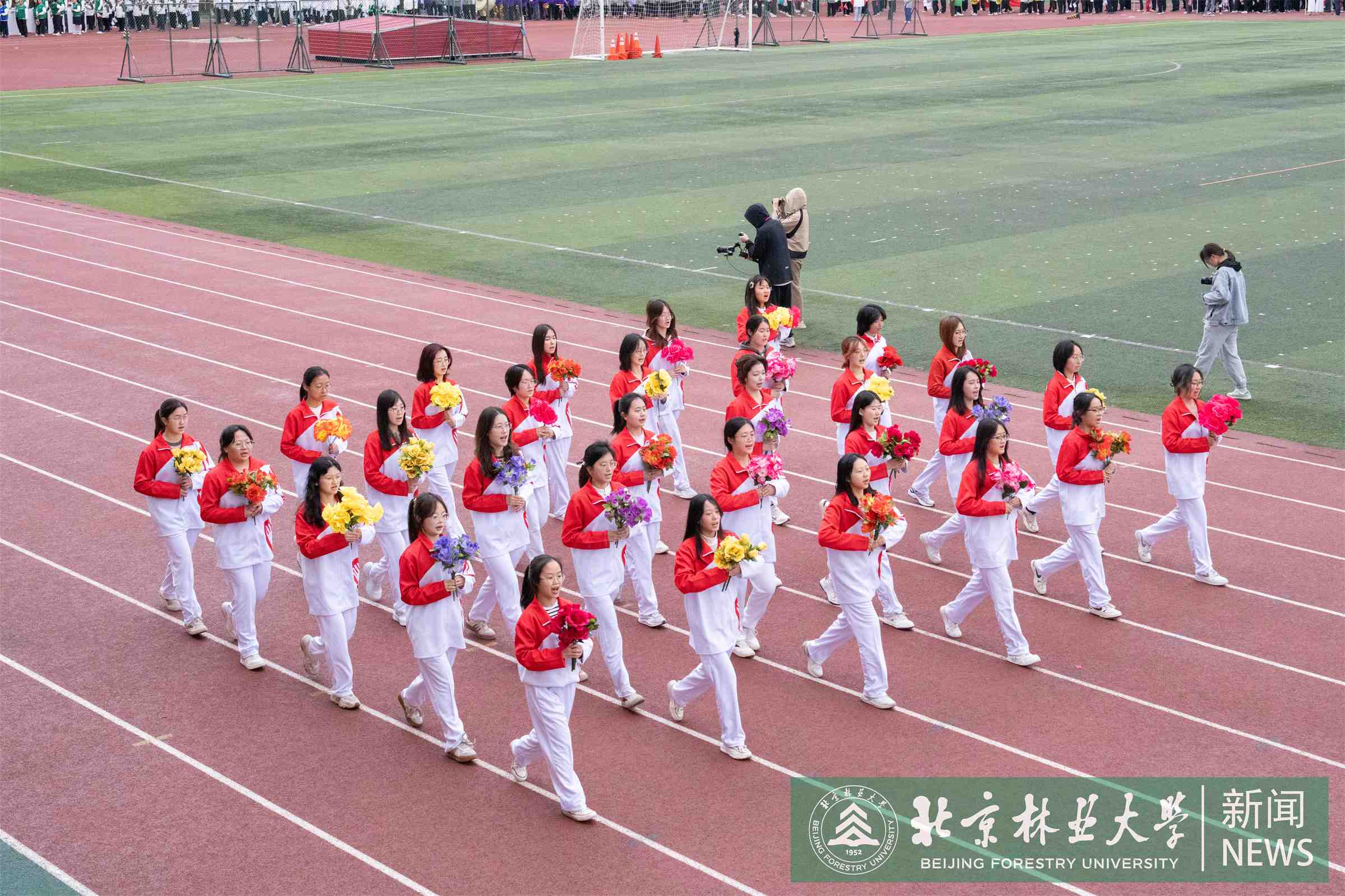 4.18运动会-4.jpg